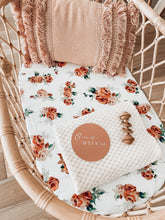 Load image into Gallery viewer, Rosebud | Bassinet Sheet / Change Pad Cover
