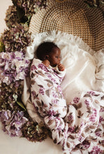 Load image into Gallery viewer, Deanne&#39;s Garden Swaddle
